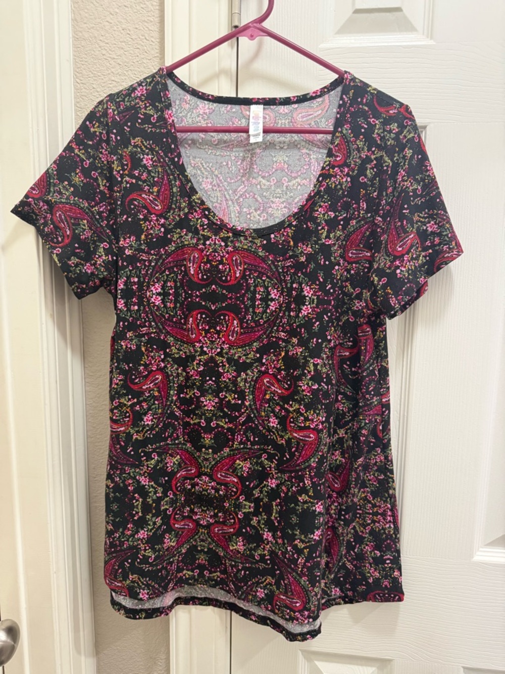 LuLaRoe Black Short Sleeve Scoop Neck Top with Pink Paisley and Green Accents